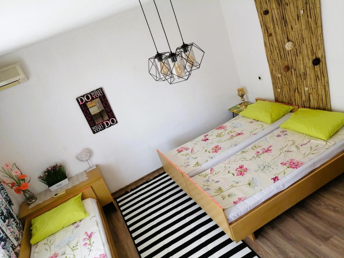 Guest House Hei Taka Szozopol Kültér fotó
