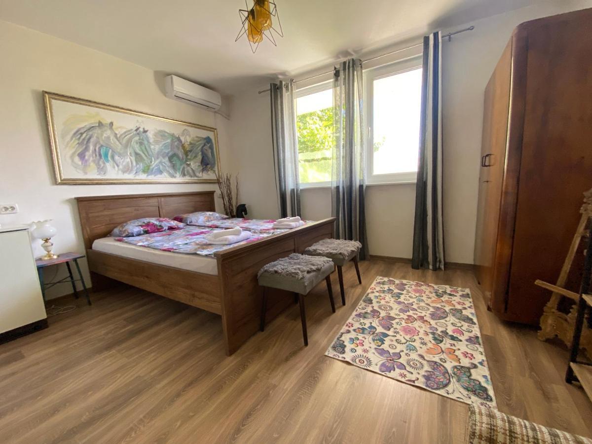 Guest House Hei Taka Szozopol Kültér fotó