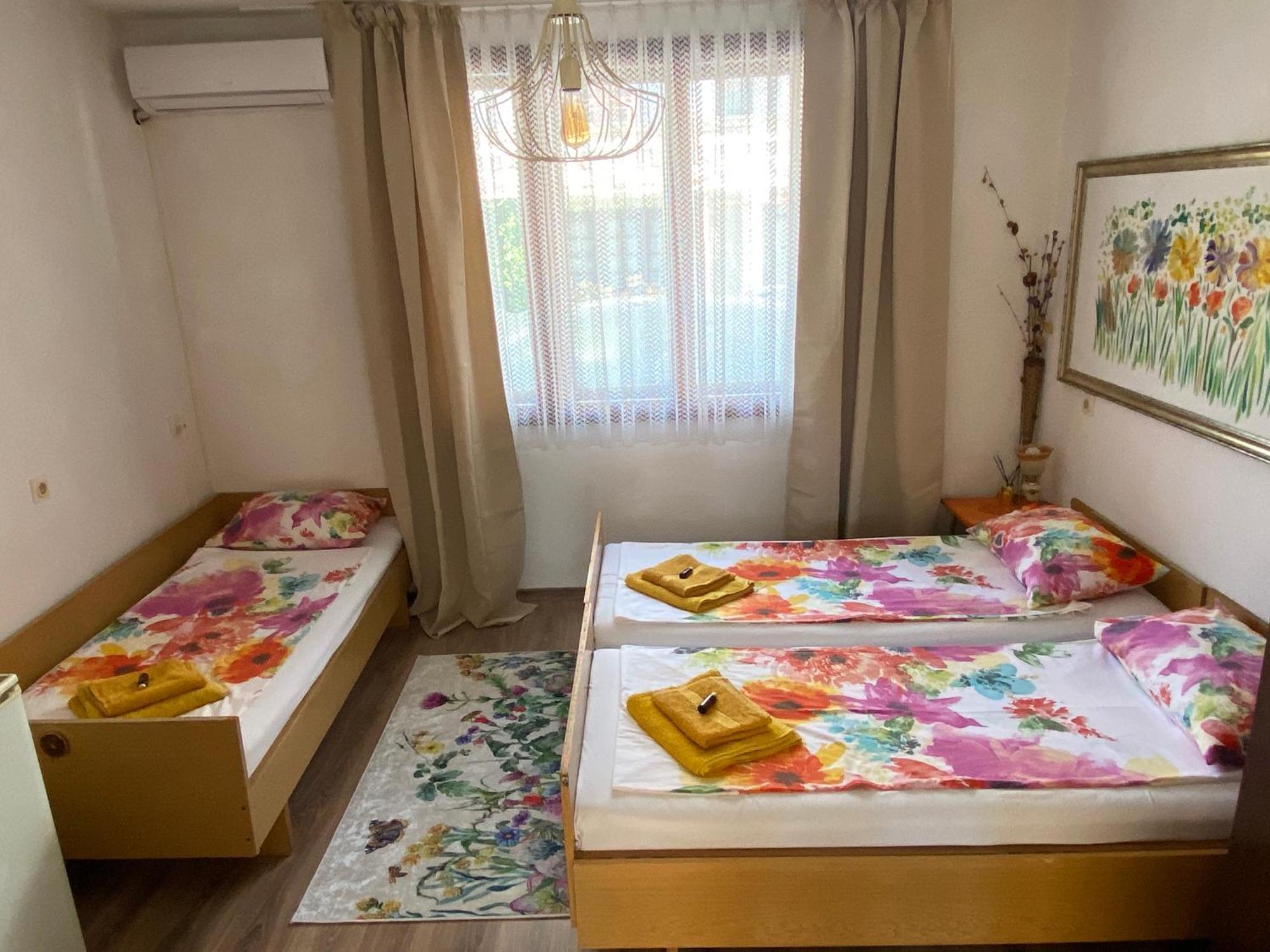 Guest House Hei Taka Szozopol Kültér fotó