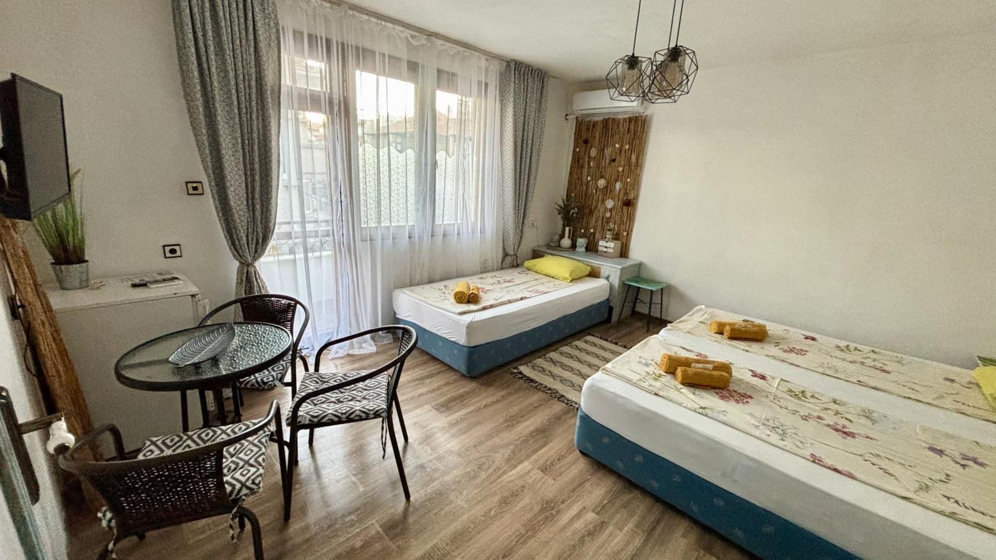 Guest House Hei Taka Szozopol Kültér fotó