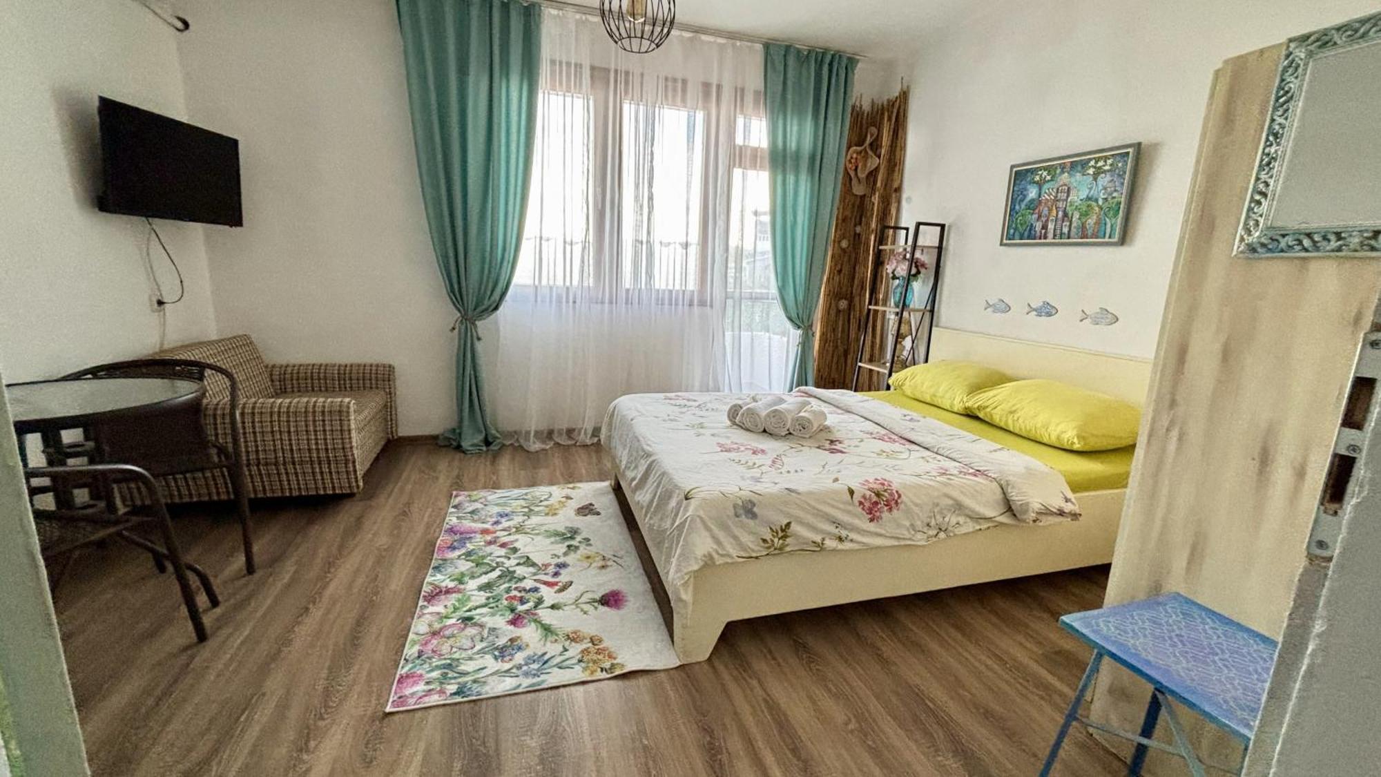 Guest House Hei Taka Szozopol Kültér fotó